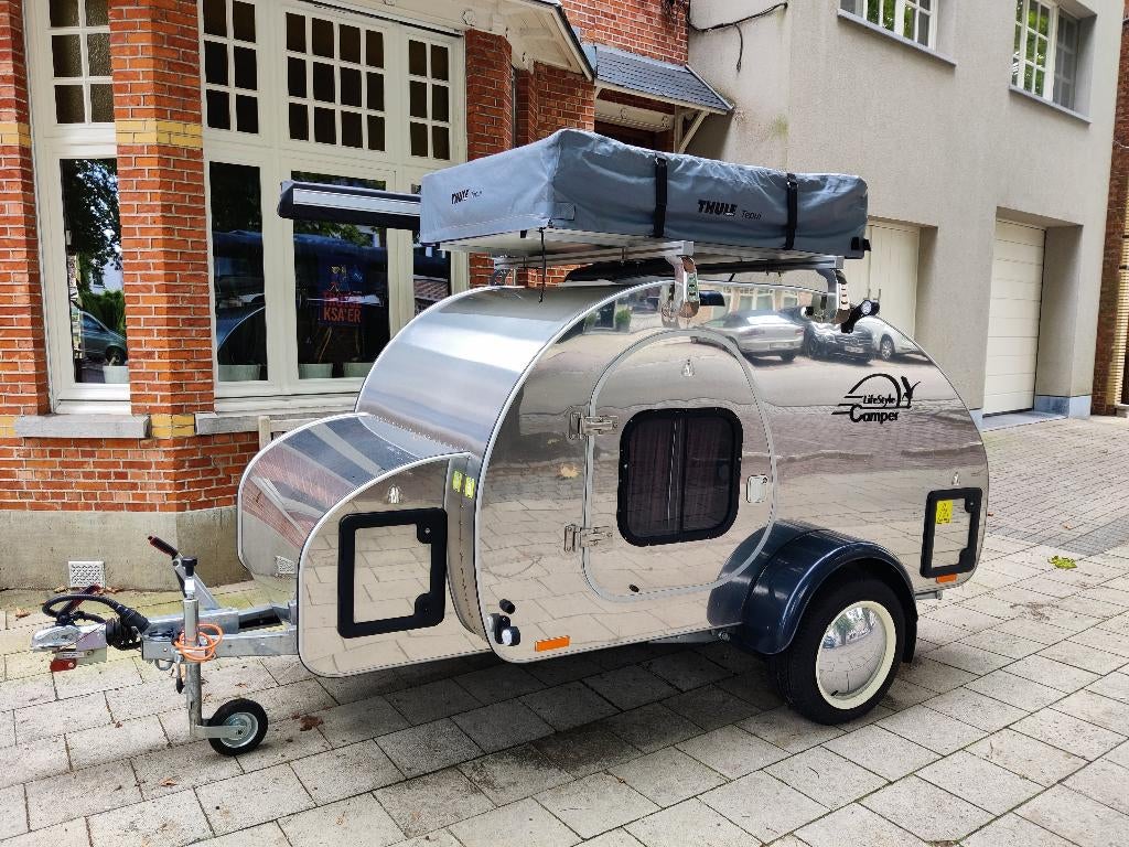 Camping-car Lifestyle Steeldrop (<750 kg) entièrement équipé, Caravanes & Camping, Jusqu'à 4 m, 500 - 750 kg, Jusqu'à 4, Autres marques