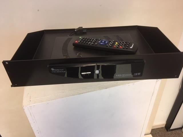 549. Satelliet ontvanger Clarke-tech HD4100 Plus, Enlèvement ou Envoi, Neuf