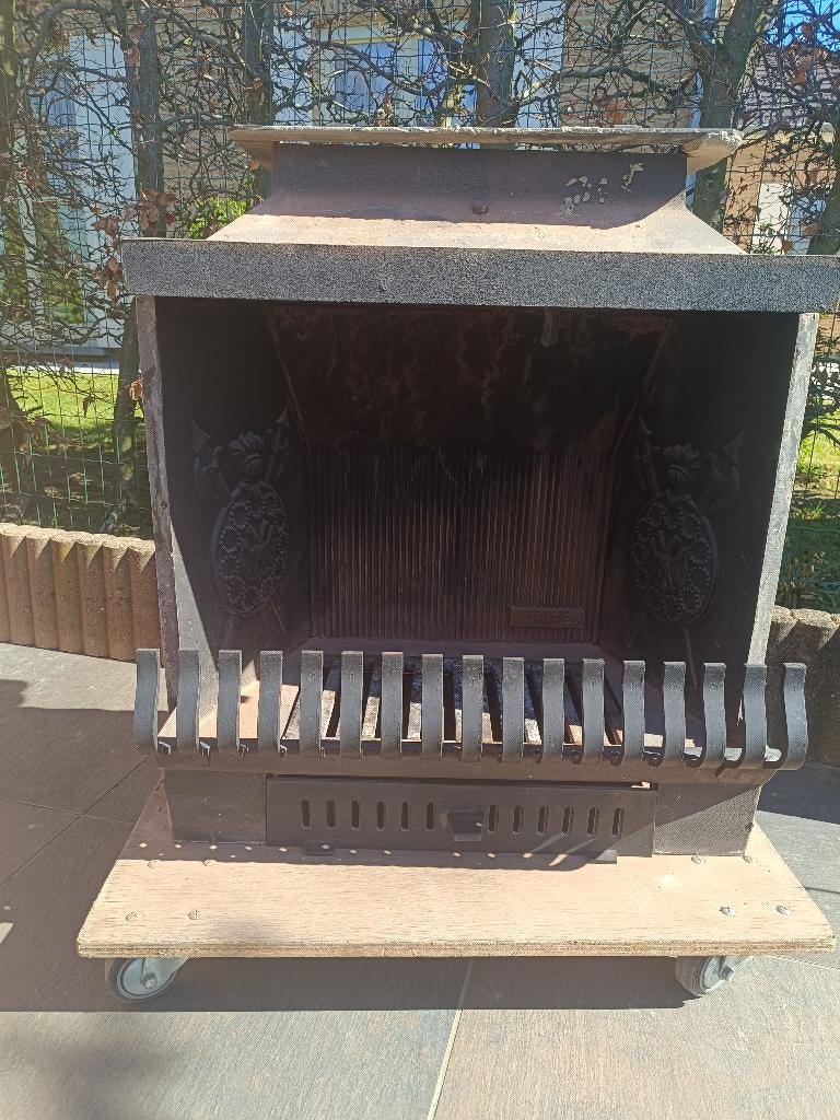 Foyer feu ouvert en fonte, Maison & Meubles, Enlèvement, Utilisé
