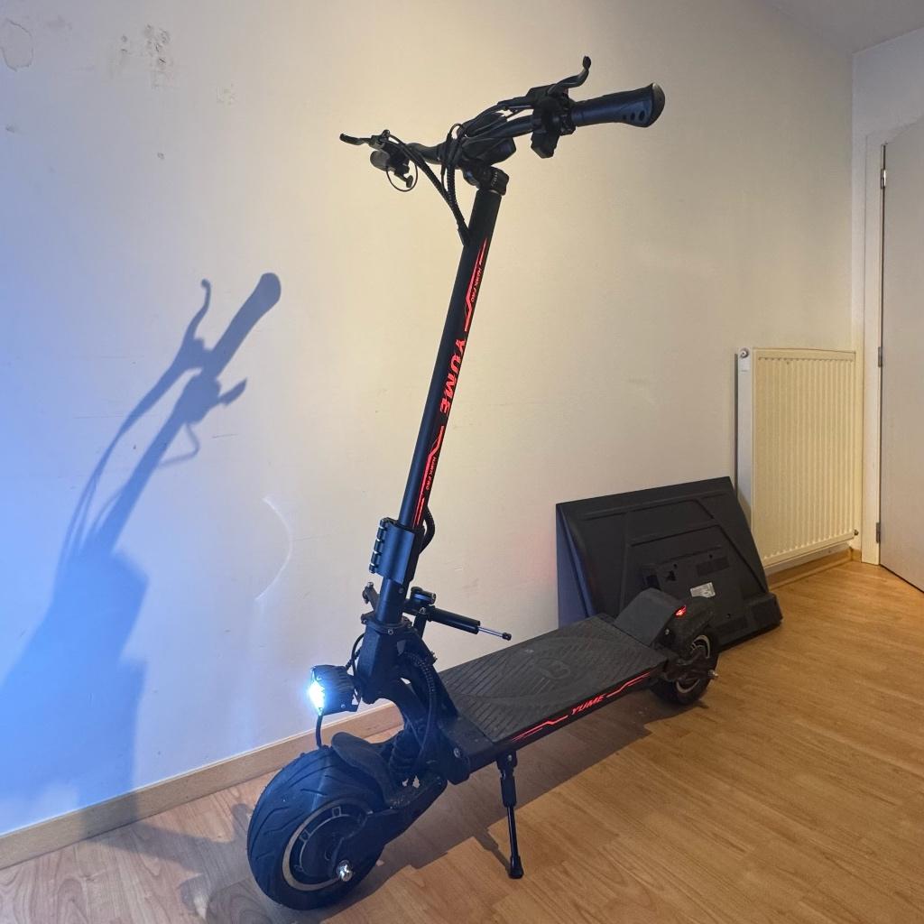 YUME Hawk Pro elektrische step, Ophalen, Zo goed als nieuw, Elektrische step (E-scooter)