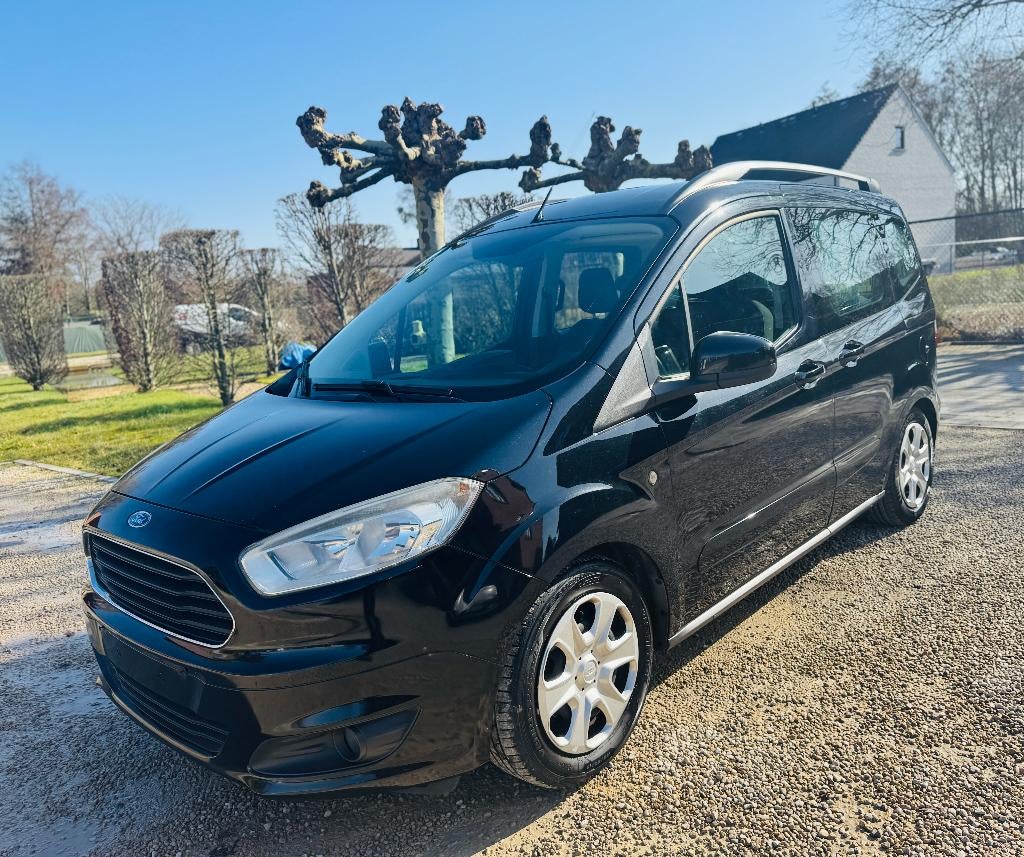 MOOIE FORD TOURNEO COURIER 1.5TDCI AIRCO GEKEURD, Auto's, Ford, Voorwielaandrijving, Euro 5, Stof, Xenon verlichting