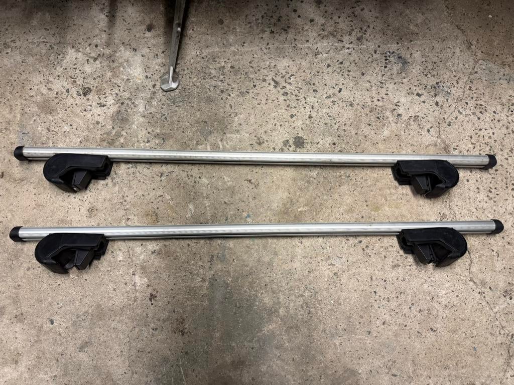 Barre de toit avec clés, Autos : Divers, Porte-bagages, Enlèvement, Comme neuf