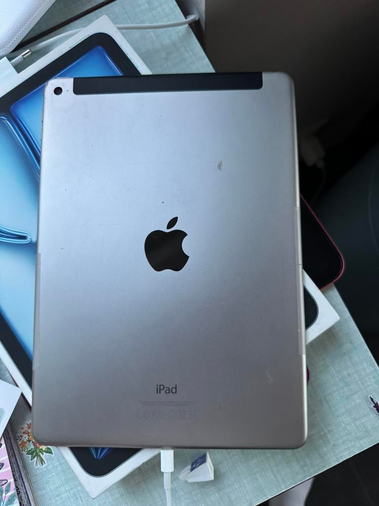 iPad air 2 wifi + cellulaire 64 Go 9,7 pouces, Informatique & Logiciels, Apple iPad Tablettes, Gris, Enlèvement ou Envoi, Apple iPad