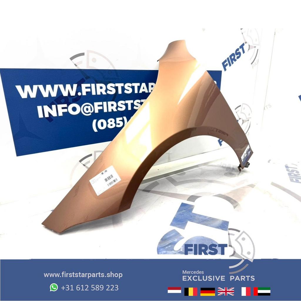 W118 CLA ZIJSCHERM LINKS Mercedes A1188810300 CLA35 AMG 2018, Gebruikt, -, Links, Ophalen of Verzenden