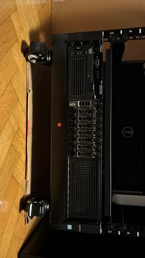 Dell Precision Rack 7910 – defect, Computers en Software, Ophalen, Niet werkend