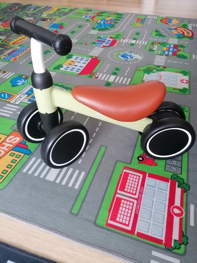 Loopfiets Bandits and Angels, Kinderen en Baby's, Ophalen, Zo goed als nieuw, Loopfiets