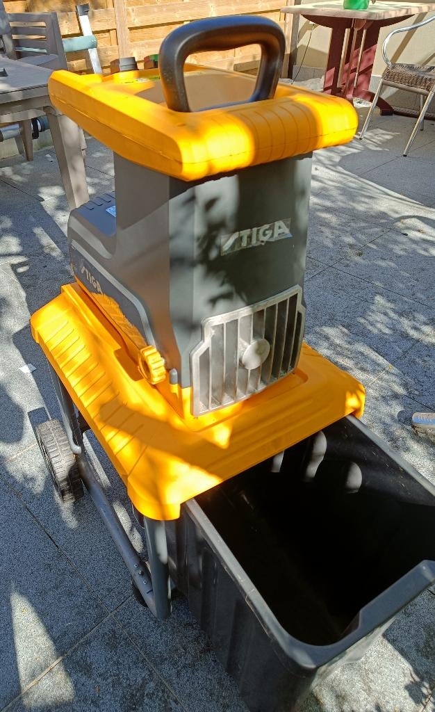 Déchiqueteuse, Jardin & Terrasse, Électrique, Sac de ramassage, Enlèvement, Utilisé