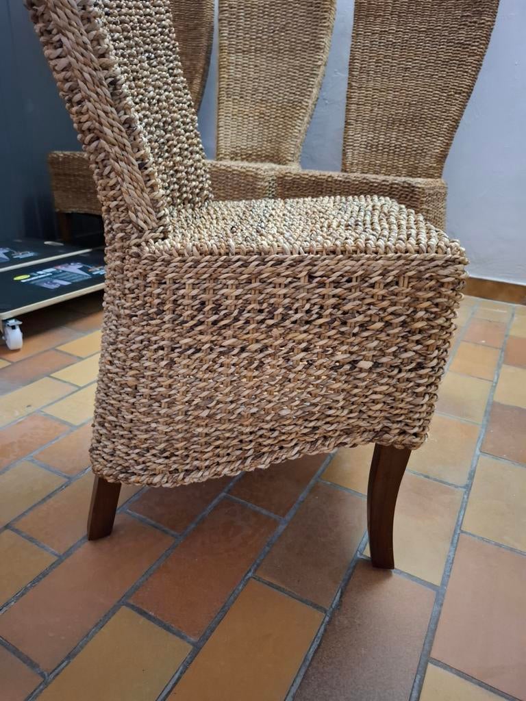 Chaises en bananier rotin, Enlèvement