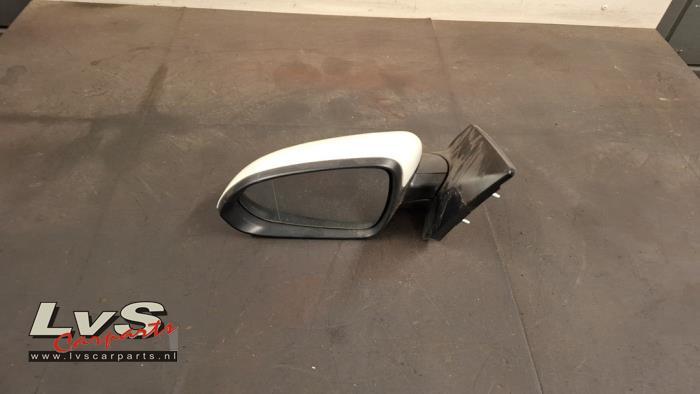 Buitenspiegel links van een Kia Stonic, -, -, Ophalen of Verzenden, -