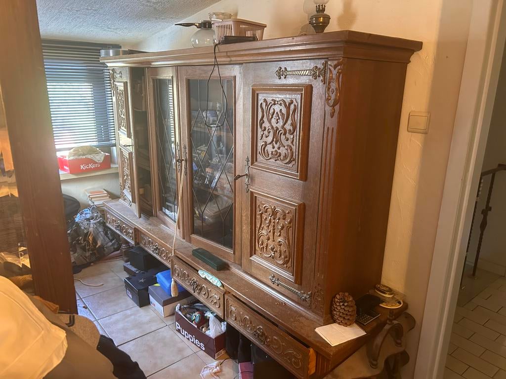 Grand meuble de buffet gratuit, Enlèvement, Comme neuf