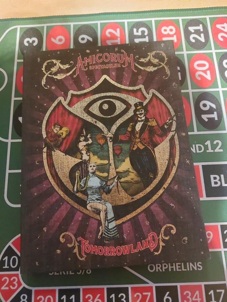 Tomorrowland 2017: Amicorum Spectaculum CD-compilatiebox, Verzenden