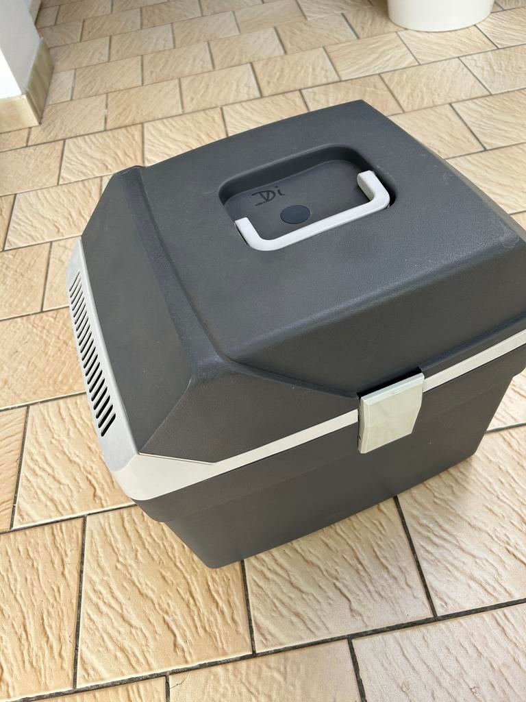 Frigo box , glacière pour auto ., Caravanes & Camping, Enlèvement, Comme neuf