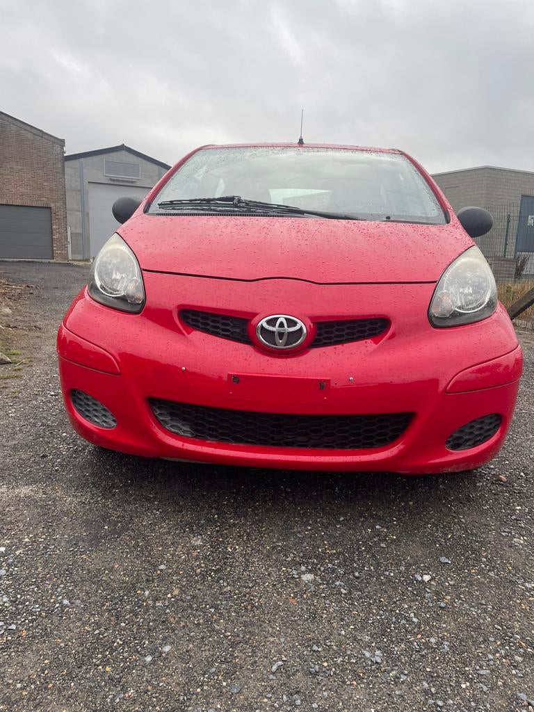 Toyota Aygo, Autos, Toyota, Rouge, Achat, Entreprise, Boîte manuelle