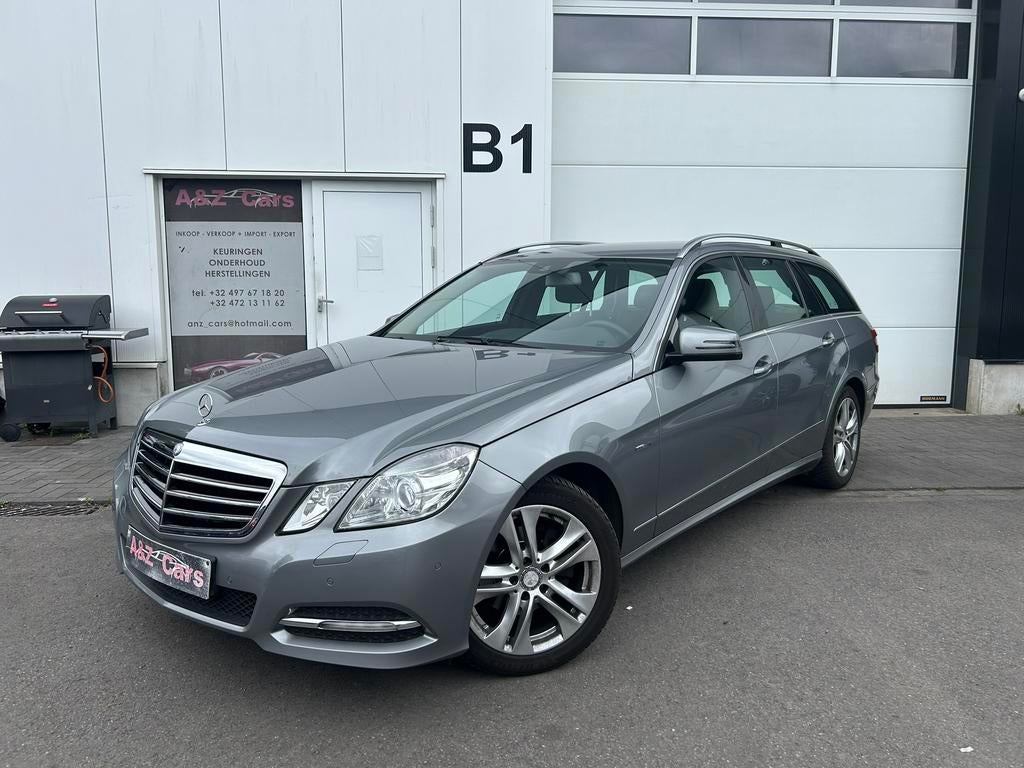 Mercedes E220CDI Avantgarde Automaat in perfecte staat, Auto's, Automaat, Euro 5, Zwart, Parkeersensor