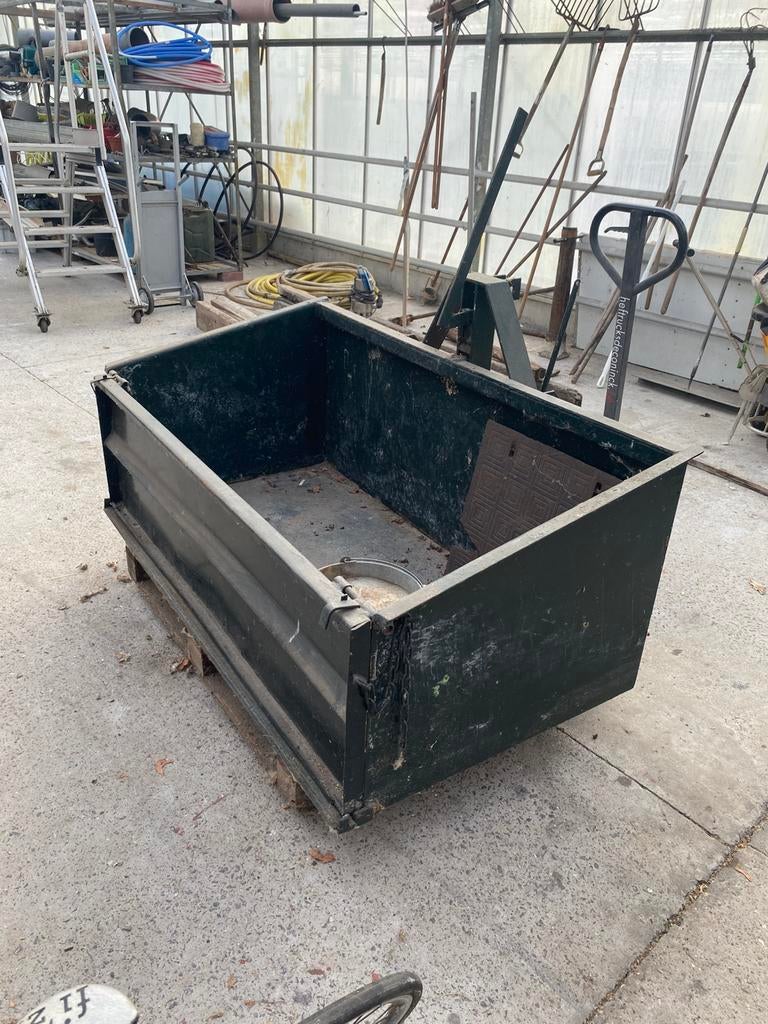 Transportbak voor tractor, Zakelijke goederen, Ophalen