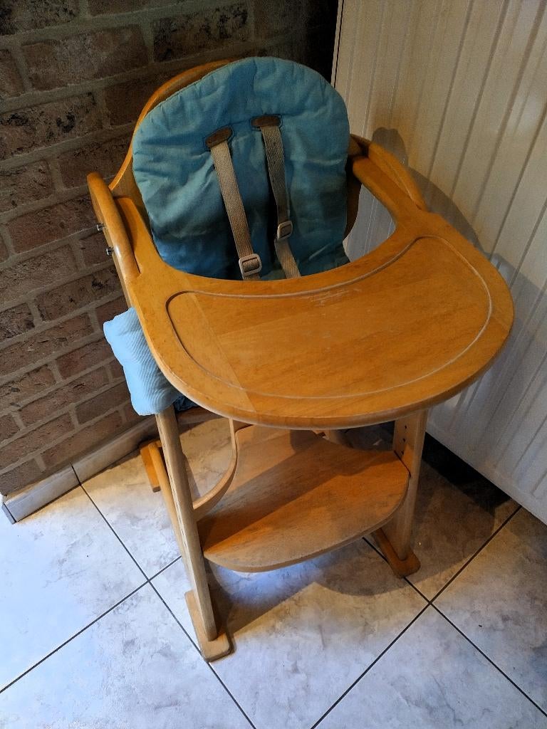 Stevige houten verstelbare kinderstoel met zitkussen, Kinderen en Baby's, Ophalen, Gebruikt, Meegroeistoel, Gordel(s)