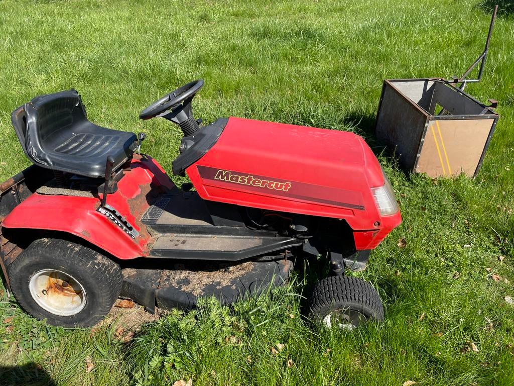 Tracteur tondeuse, Enlèvement, Utilisé
