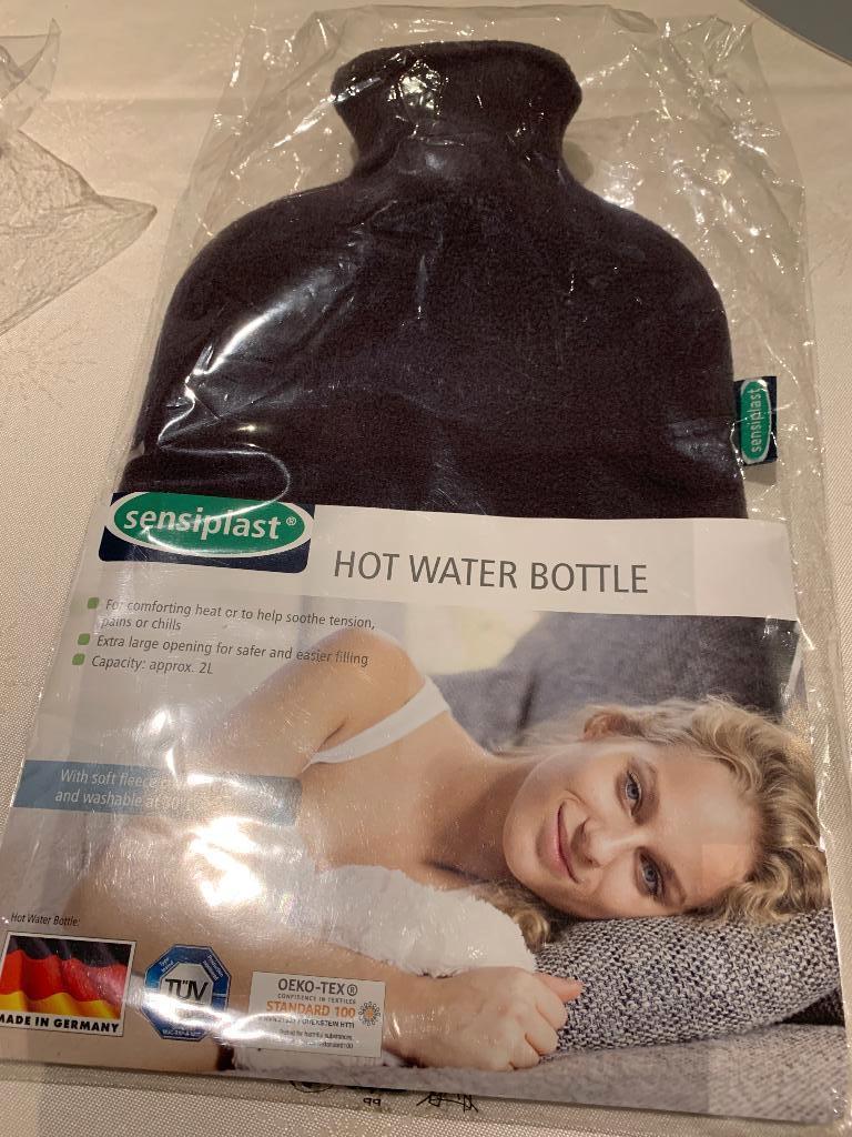 Warm waterkruik, Ophalen