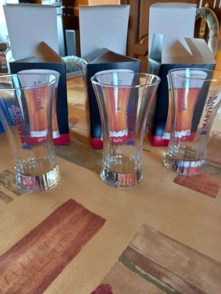 verzameling bierglazen, Enlèvement, Comme neuf, Verre à bière