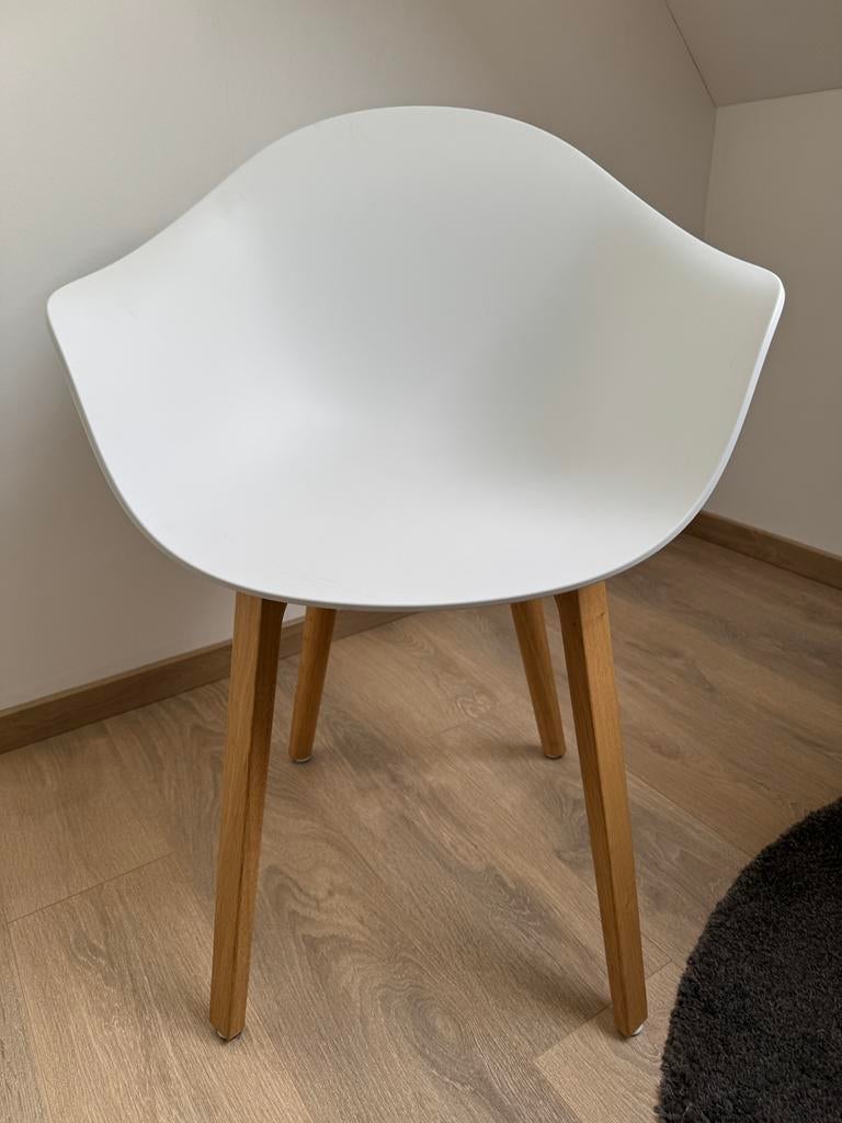Witte design TA kuipstoel by Simone Viola TOOU als nieuw, Huis en Inrichting, Stoelen, Ophalen, Zo goed als nieuw