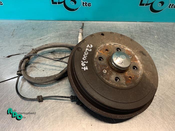 Wiellager achter van een Opel Corsa (Corsa D 07-), Gebruikt, -, -, Opel