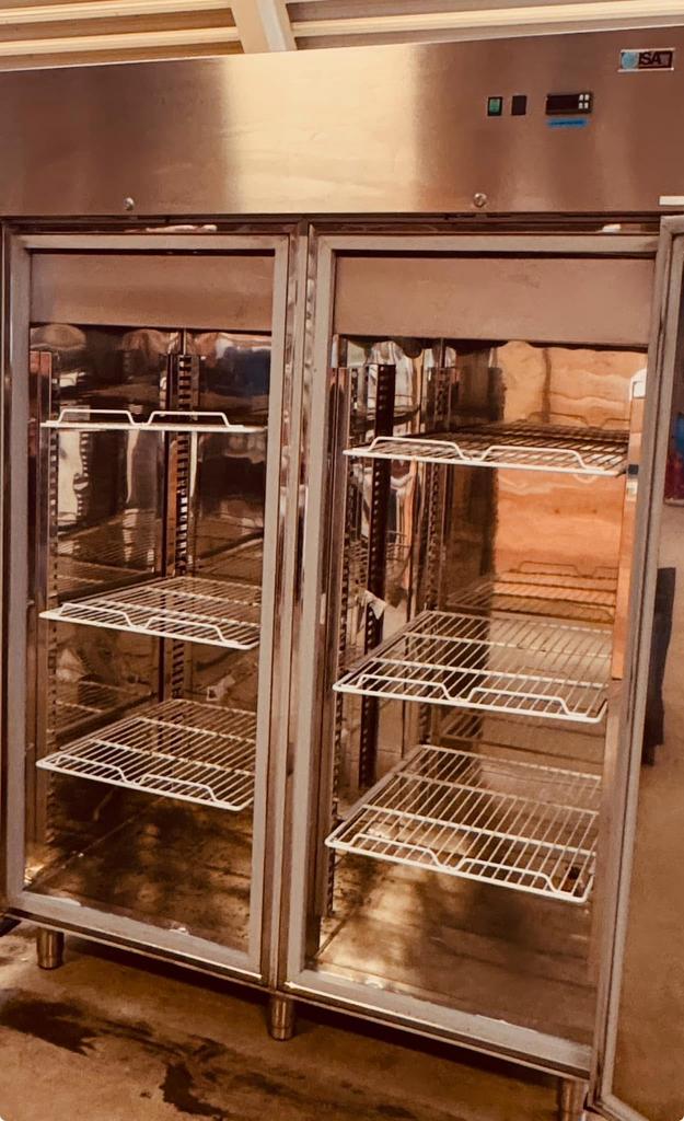 Volledige Professionele Apparatuurset Te Koop – Horeca, Enlèvement ou Envoi