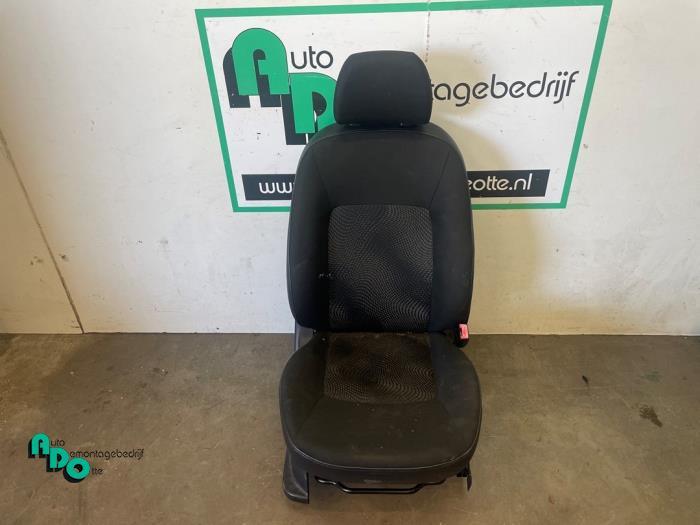 Stoel rechts van een Hyundai I10 (I10 08-), Gebruikt, -, -, Ophalen of Verzenden