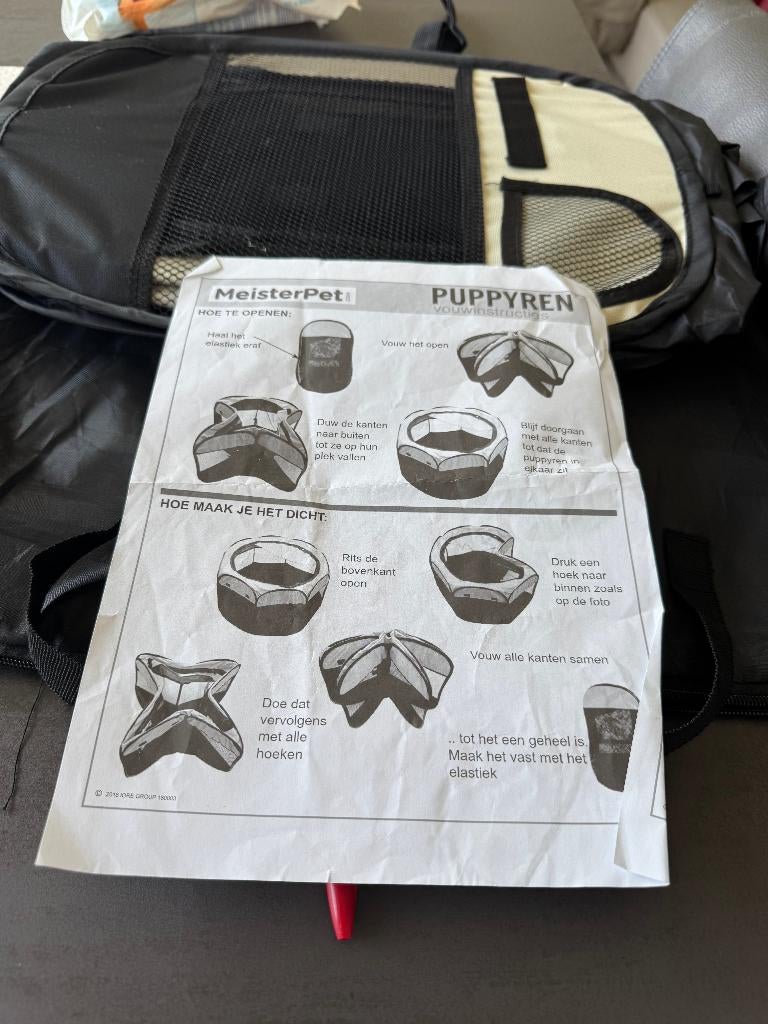 hondentunnel en puppyren en voederstandaard, Dieren en Toebehoren, Hondenhokken, Ophalen, Zo goed als nieuw