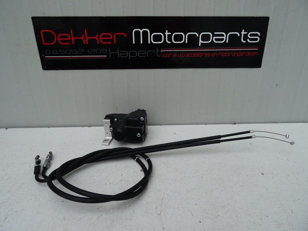 Servomotor + Kabels Yamaha YZF R1 2015-2016-2017-2018-2019, Ophalen of Verzenden, -, -, -