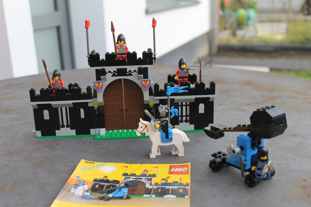 Lego 6059 La forteresse des chevaliers, Enfants & Bébés, Enlèvement ou Envoi, Accessoires inclus, Lego, Ensemble complet