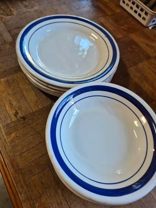 Assiettes anciennes Fina, Enlèvement