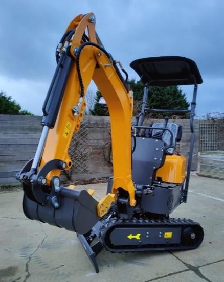 NOUVEAU BRAS OSCILLANT POUR MINI-EXCAVATRICE, Electroménager, Enlèvement, Neuf