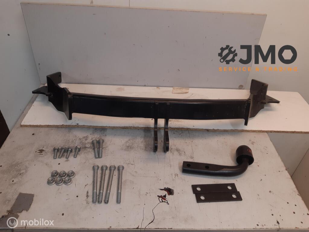 Trekhaak Thule vast Kia Sorento 2012-  2P280ADE11, Auto-onderdelen, Kia, Nieuw, Ophalen of Verzenden, Kia