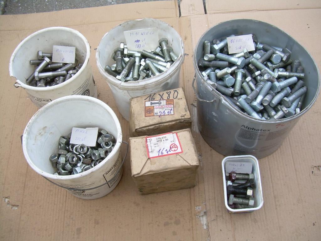 bouten M 16-M 20-M 22-M 24, Ophalen, Nieuw