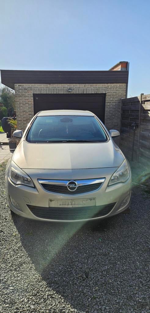 Opel Astra J 1.7 CDTi ECOTEC Sport DPF 2010, Autos, Euro 5, Achat, Cruise Control, Boîte manuelle