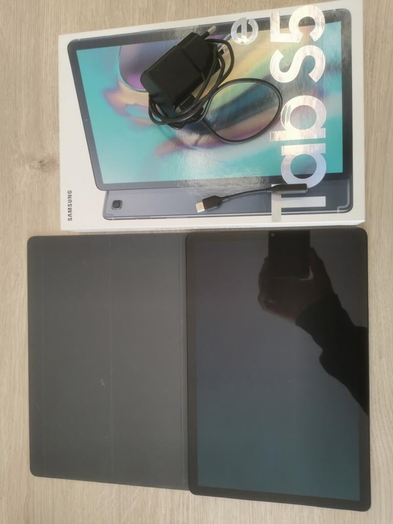 Tablette Samsung Tab S5e noire 10.5 " Wifi 64gb