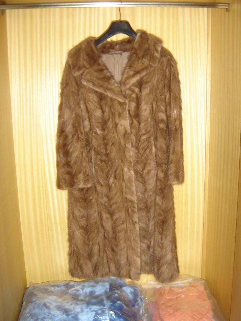 Nerts bontmantel, Kleding | Dames, Jassen | Winter, Bruin, Zo goed als nieuw, Ophalen, ANDERE