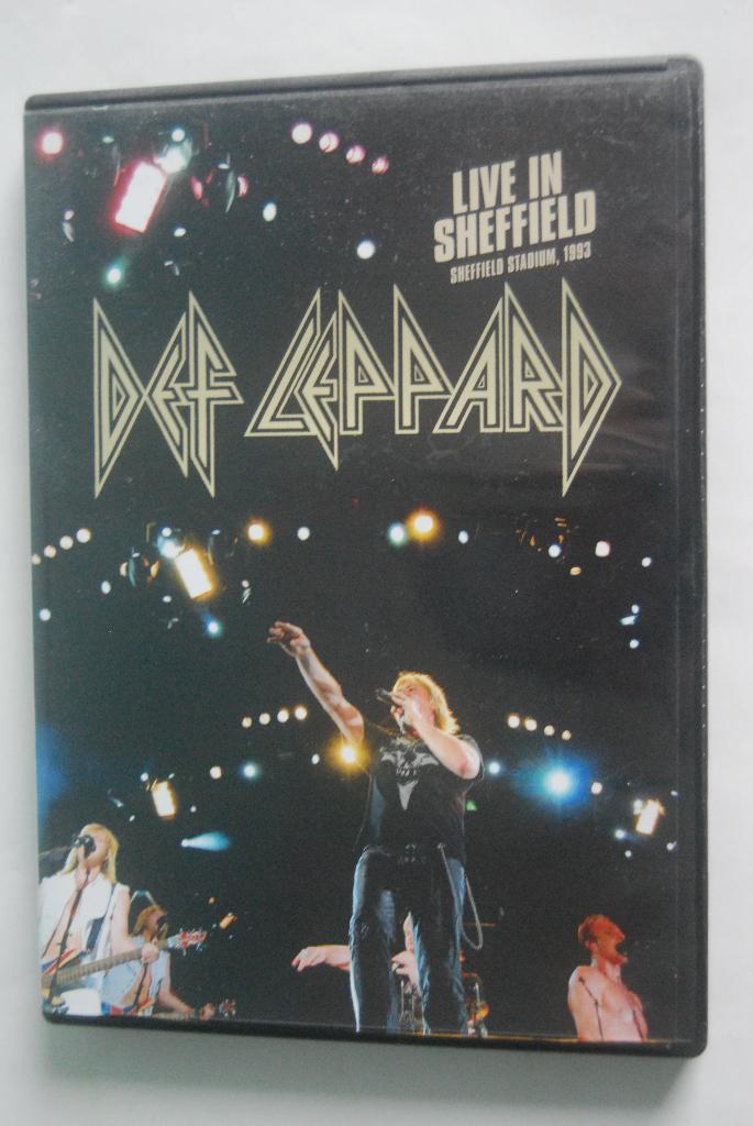 DEF LEPPARD - LIVE IN SHEFFIELD, Vanaf 6 jaar, Ophalen of Verzenden, Gebruikt, Muziek en Concerten