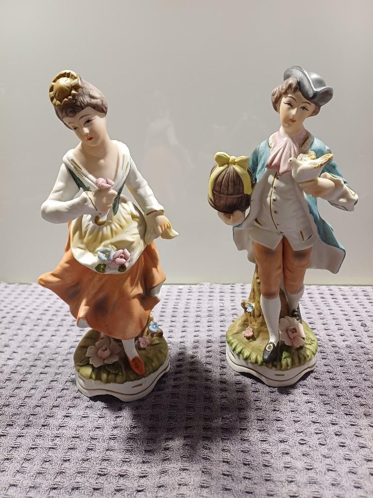Couple de figurines en  biscuit (porcelaine fine), Ophalen of Verzenden, Zo goed als nieuw, Mens