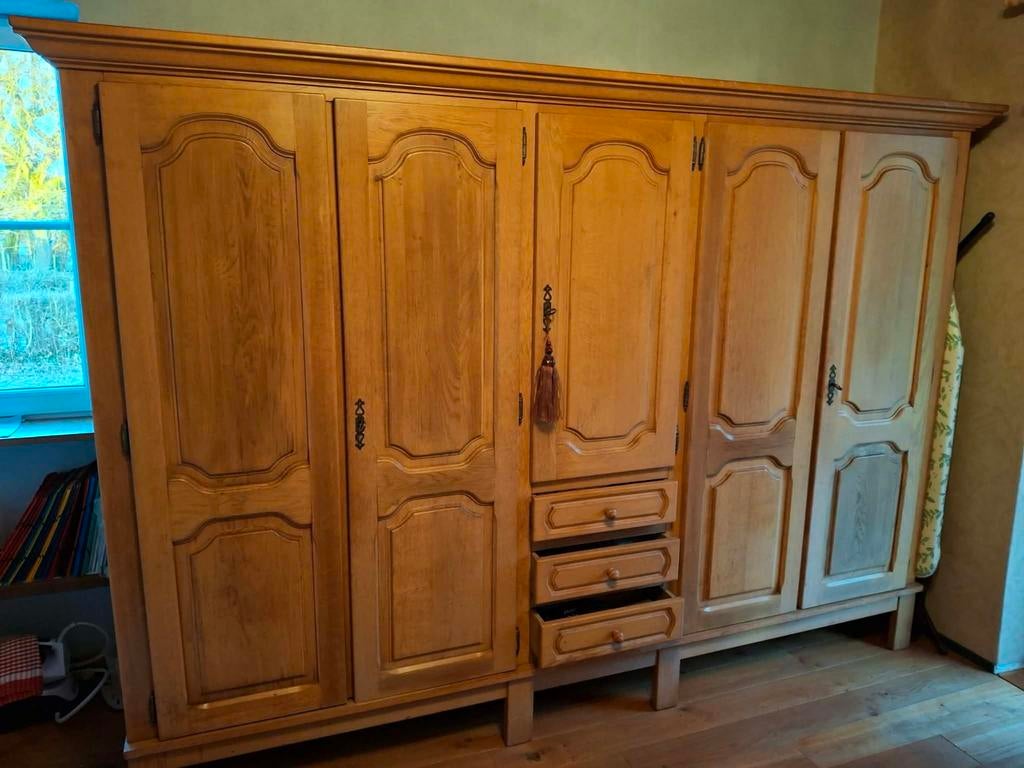Garde robe chene, Maison & Meubles, Chambre à coucher | Chambres à coucher complètes, Enlèvement
