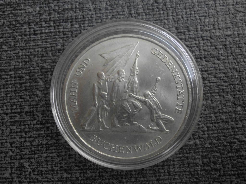 DDR - 10 Mark 1972 - "Buchenwald", Verzenden, Duitsland, Losse munt