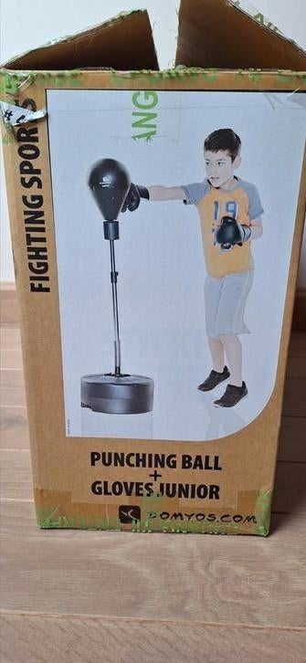 Punching-ball Decathlon pour enfant de 5 à 12 ans, Enlèvement, Comme neuf, Punching-ball
