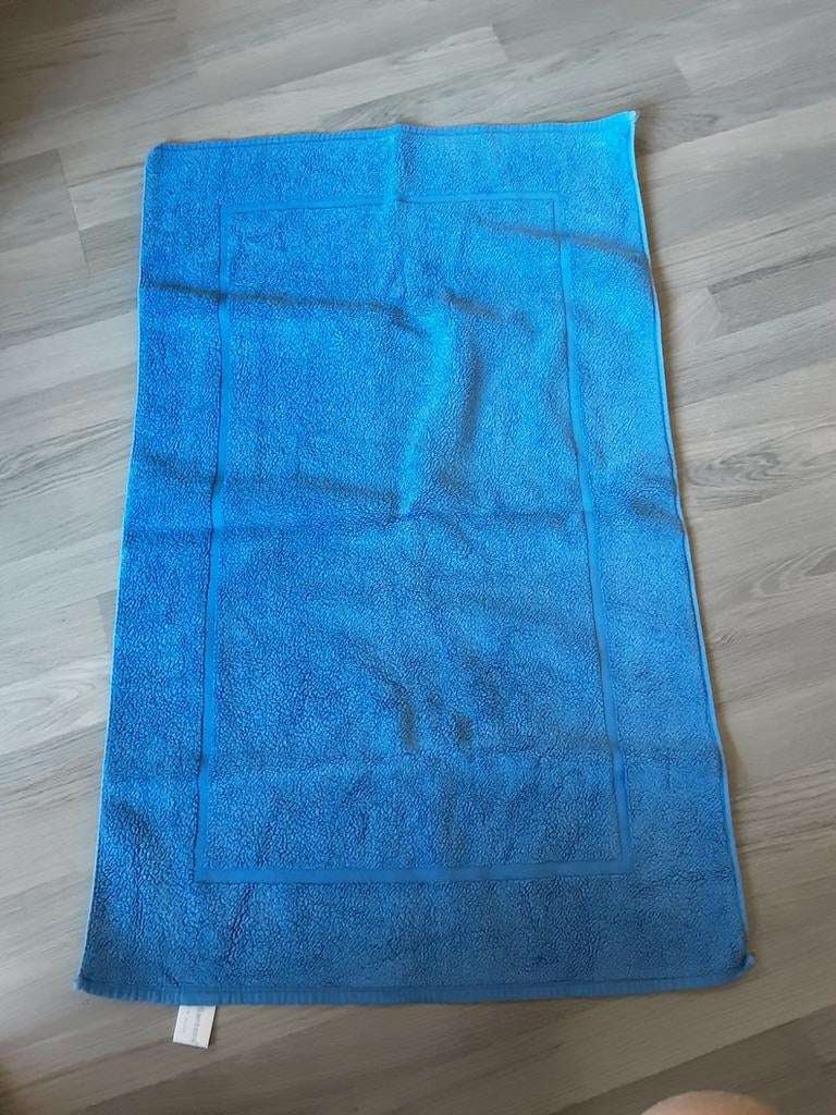 Badkamerset blauw, Maison & Meubles, Salle de bain | Linge de bain & Accessoires, Enlèvement ou Envoi, Comme neuf, Bleu