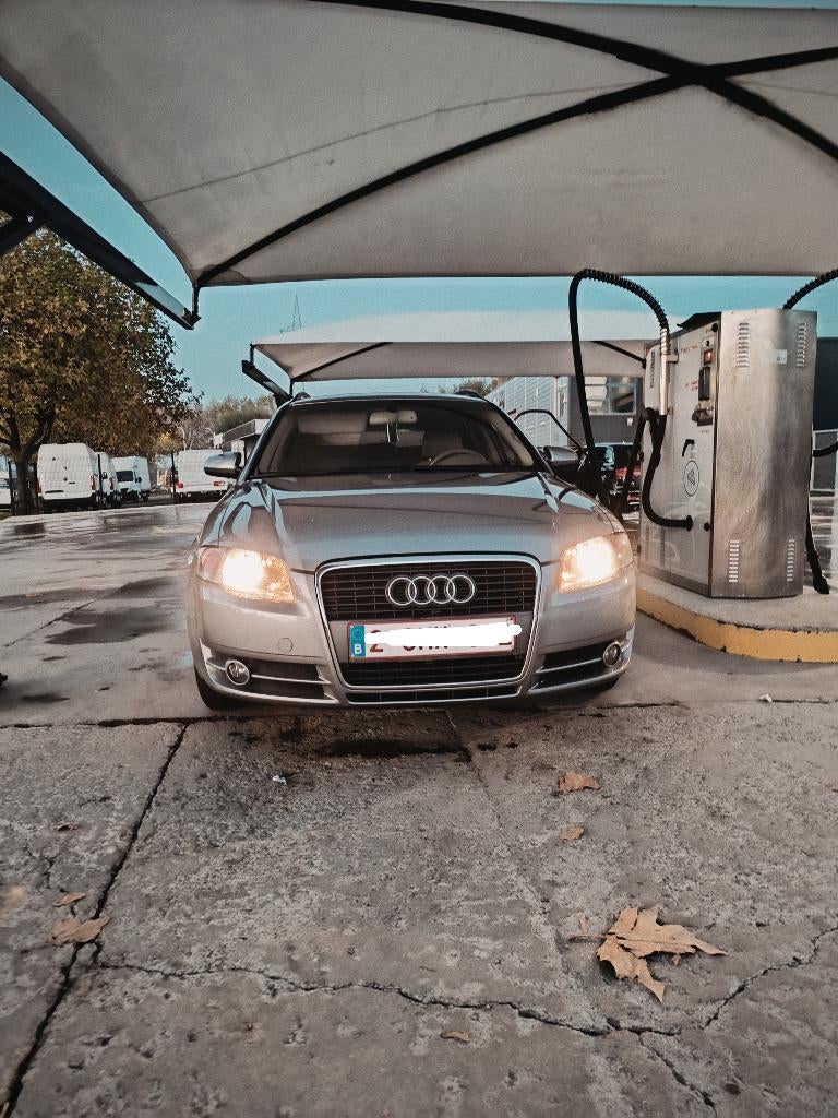 Audi A4 break automatique POUR PIECES, Cuir, Argent ou Gris, Achat, A4