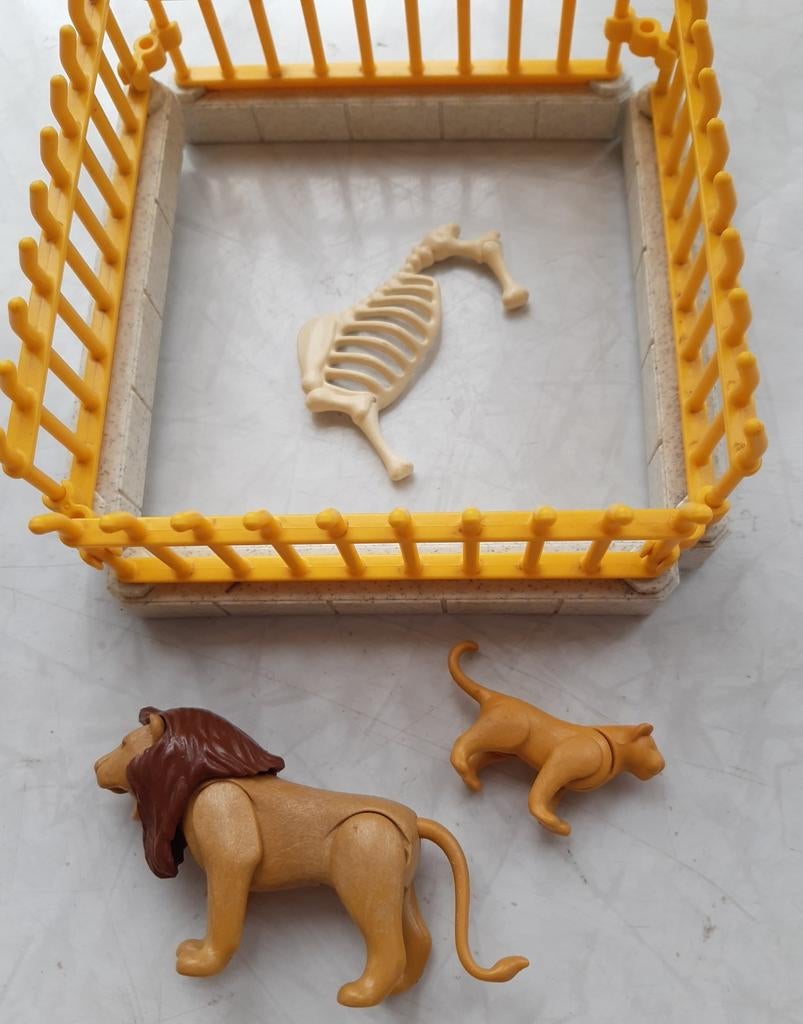 Leeuw en zijn kleintje, Kinderen en Baby's, Speelgoed | Playmobil, Ophalen of Verzenden, Zo goed als nieuw