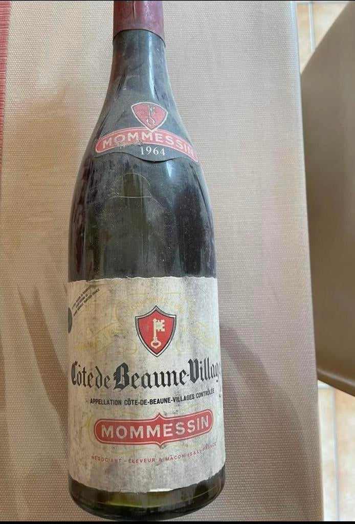 Fles côte de Beaune- villages Mommessin 1964, Verzamelen, Wijnen, Ophalen of Verzenden