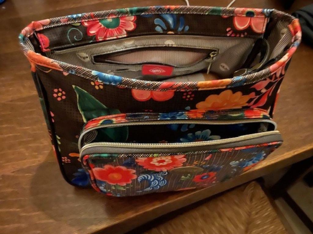 Trousse de toilette Oilily, Enlèvement