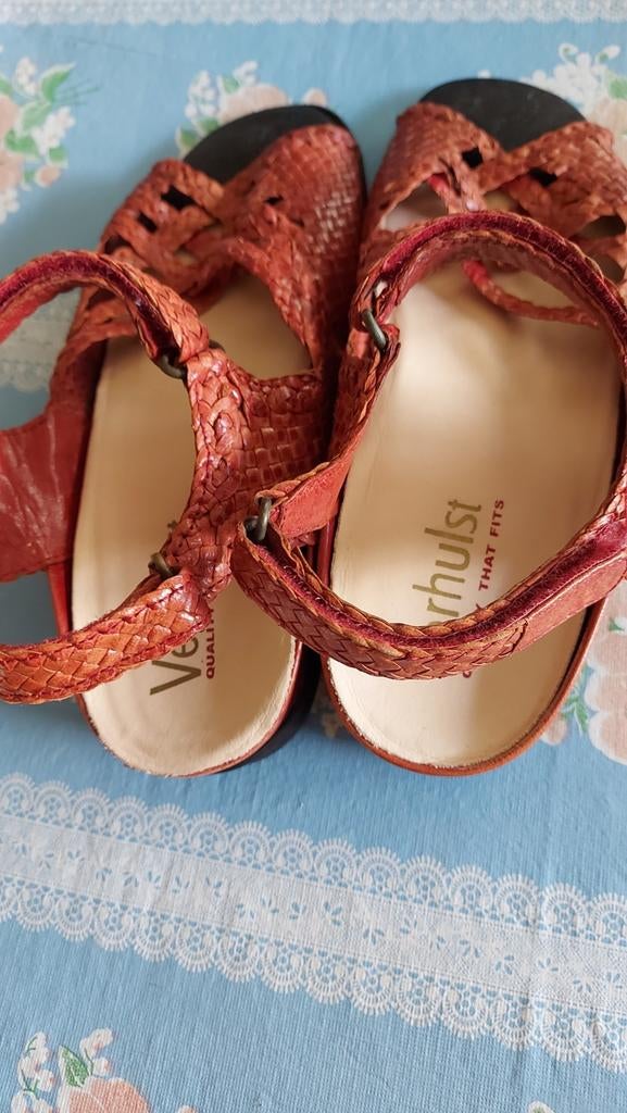 Open sandaal maat 41, Ophalen