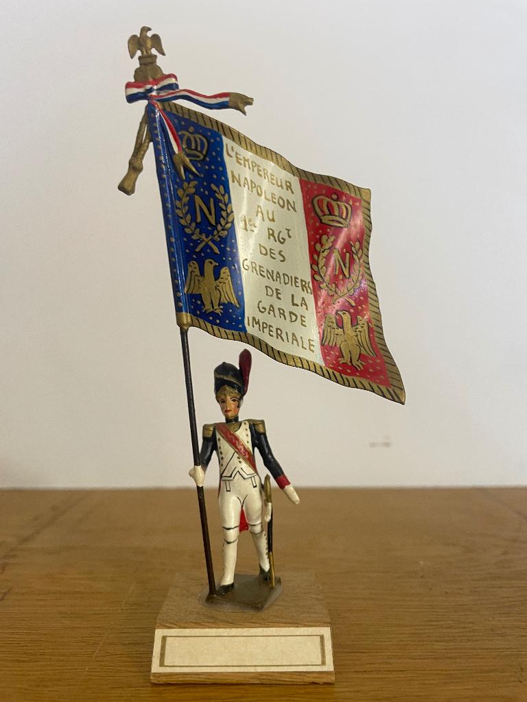 Aigle des grenadiers à pied de la garde Napoleon, Enlèvement ou Envoi