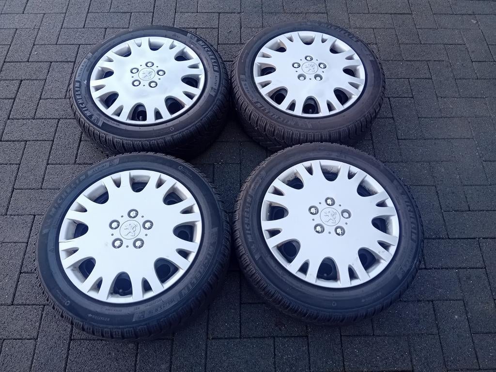 Winterbanden velgen Peugeot Parnter 207  208 C3 16inch 8mm, Autos : Pièces & Accessoires, Commande, Peugeot, Volvo, Saab, Utilisé